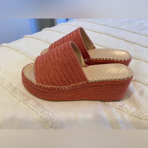 PrettyLittleThing Dusty Peach Espadrille Mule Platform
Sandal  Size 9 - Picture 3 of 6